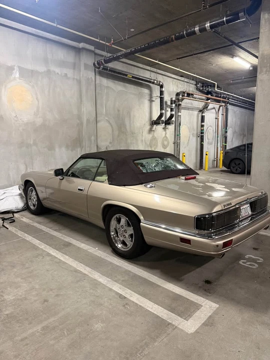1995 Jaguar XJS - Image 2 of 14
