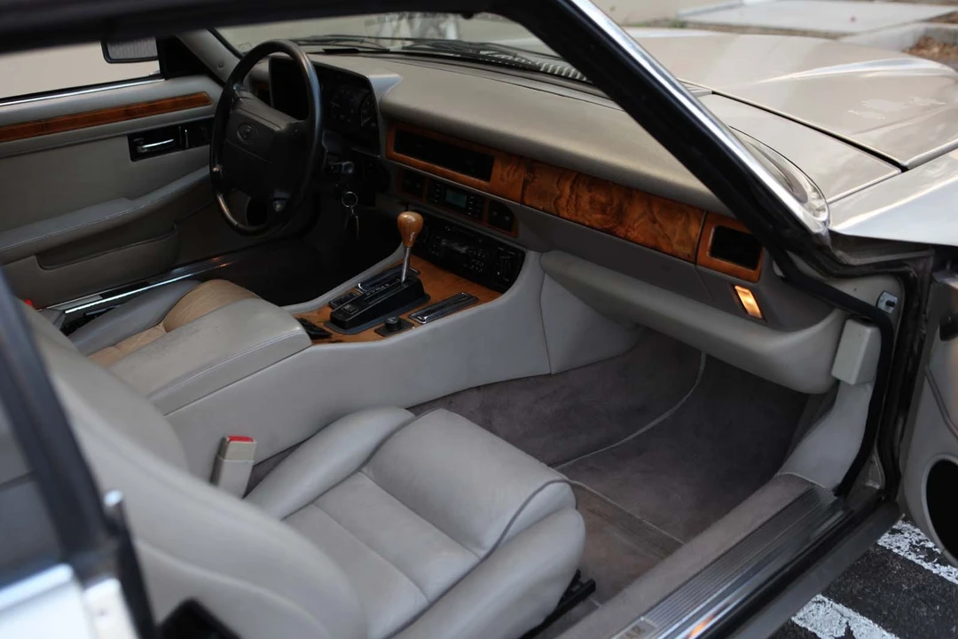 1995 Jaguar XJS - Image 16 of 20