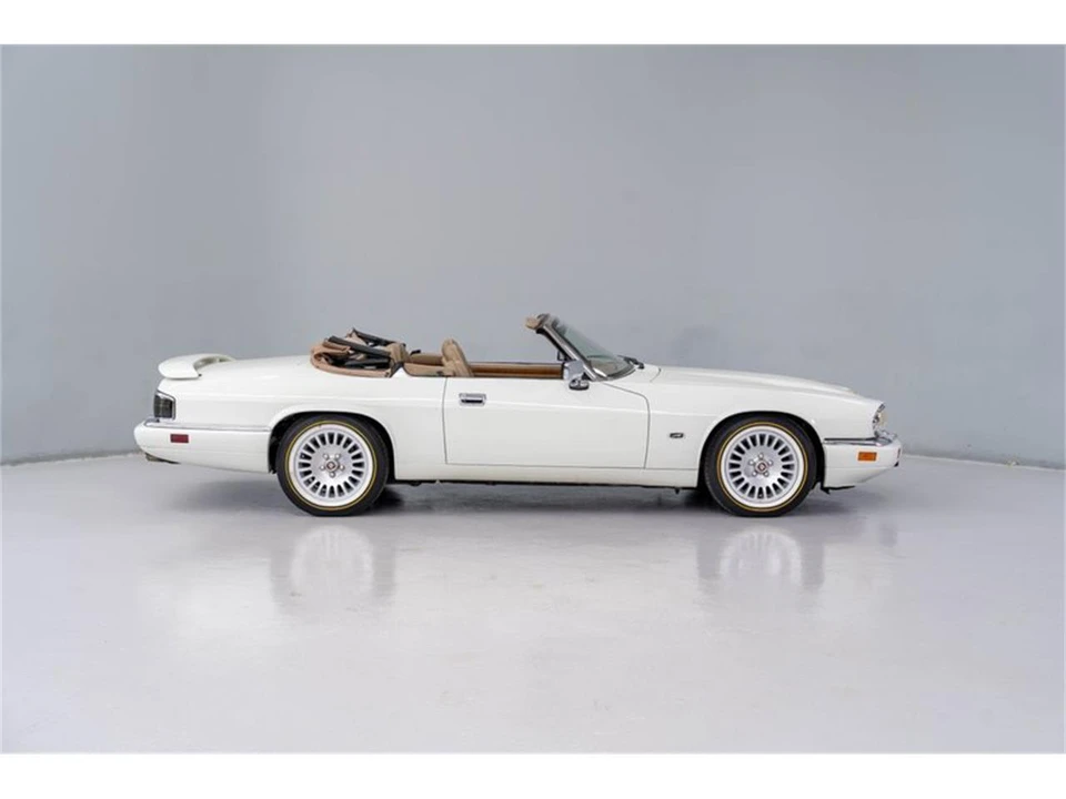 1995 Jaguar XJS - Image 7 of 31