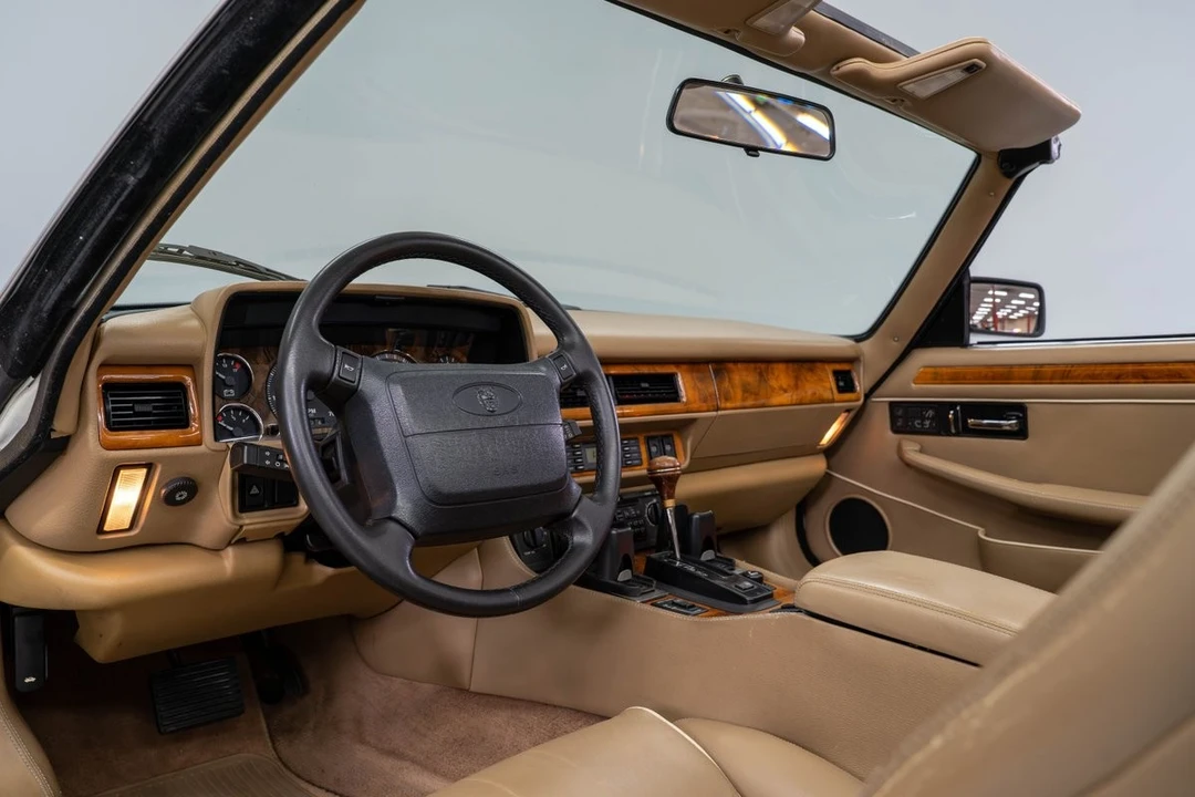 1995 Jaguar XJS - Image 21 of 31