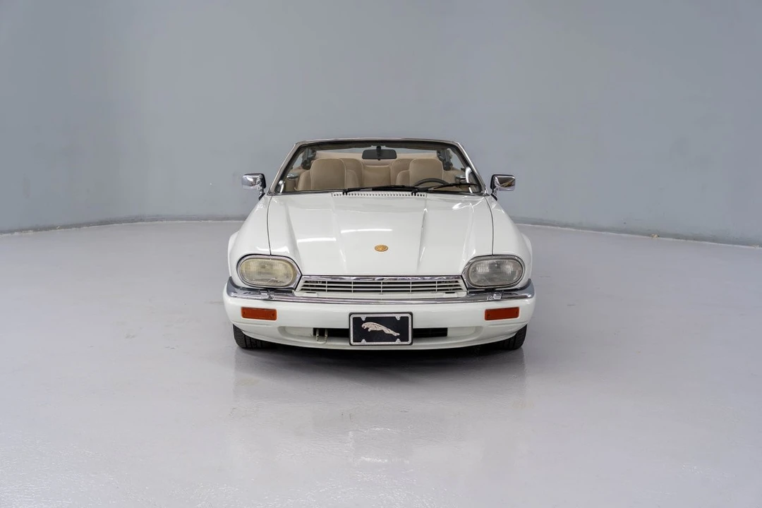 1995 Jaguar XJS - Image 5 of 31