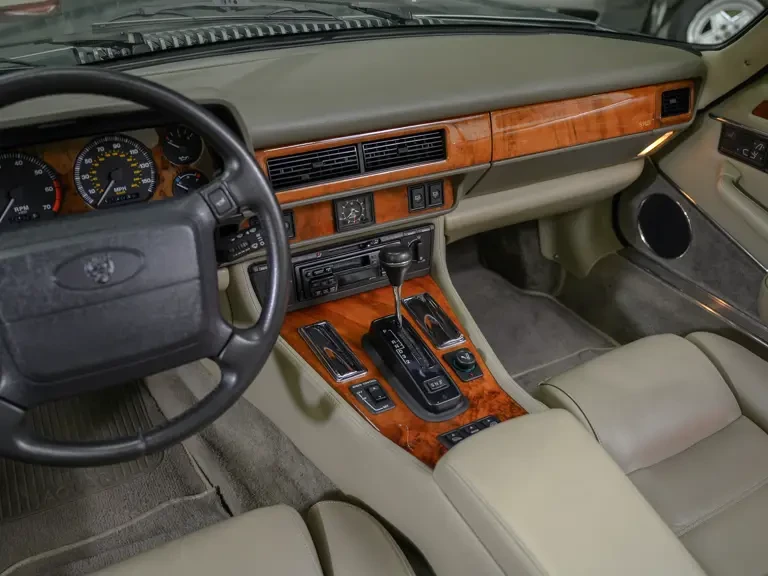 1995 Jaguar XJS - Image 13 of 31