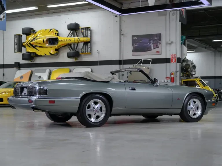 1995 Jaguar XJS - Image 3 of 31