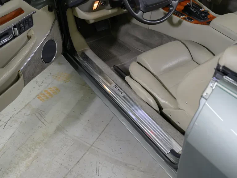 1995 Jaguar XJS - Image 23 of 31