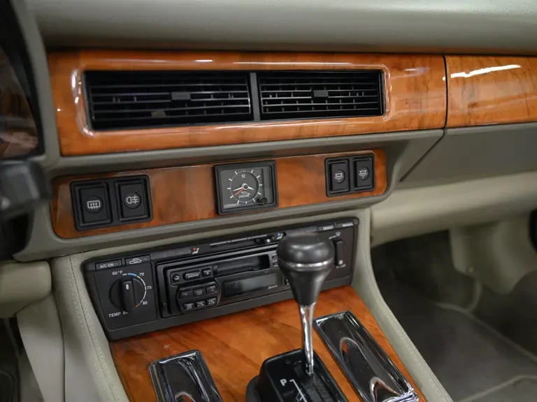 1995 Jaguar XJS - Image 16 of 31