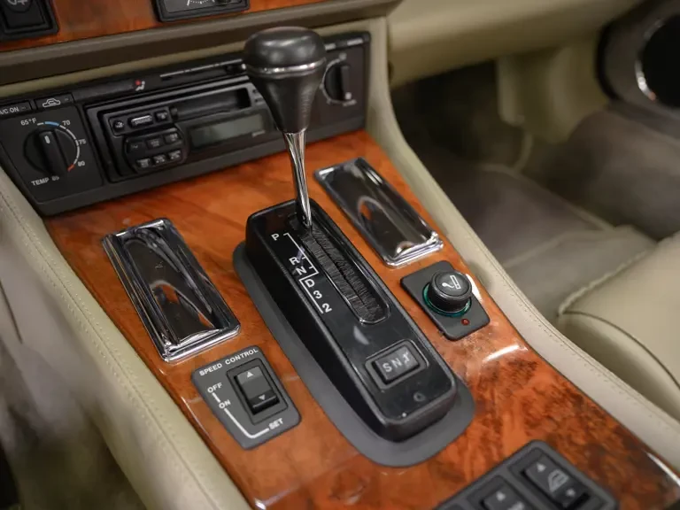 1995 Jaguar XJS - Image 15 of 31