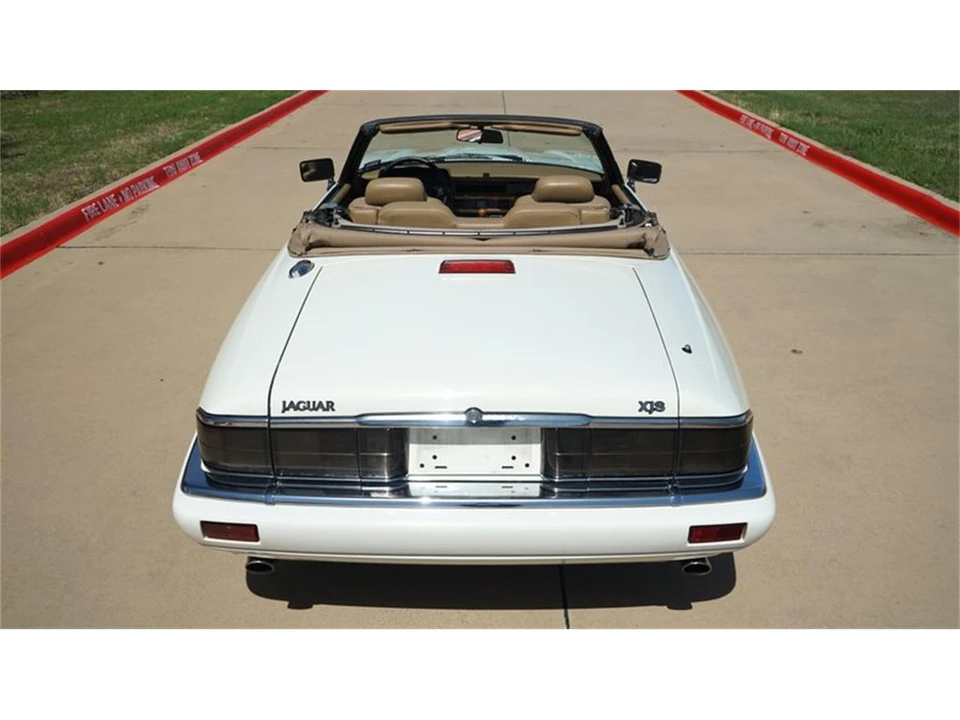 1995 Jaguar XJS - Image 11 of 31