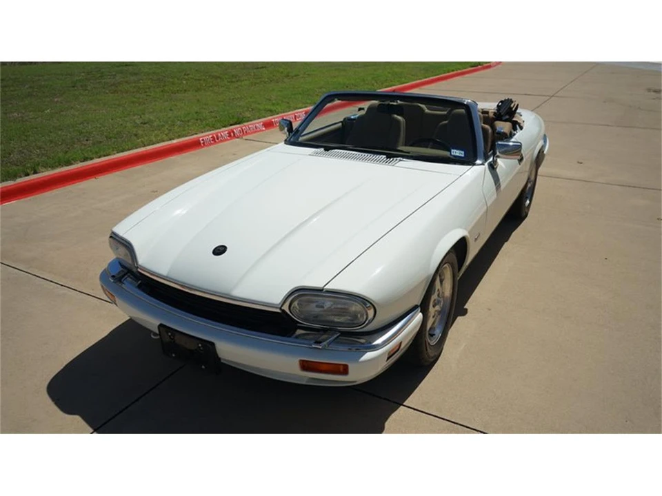 1995 Jaguar XJS - Image 2 of 31