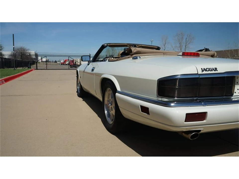 1995 Jaguar XJS - Image 29 of 31