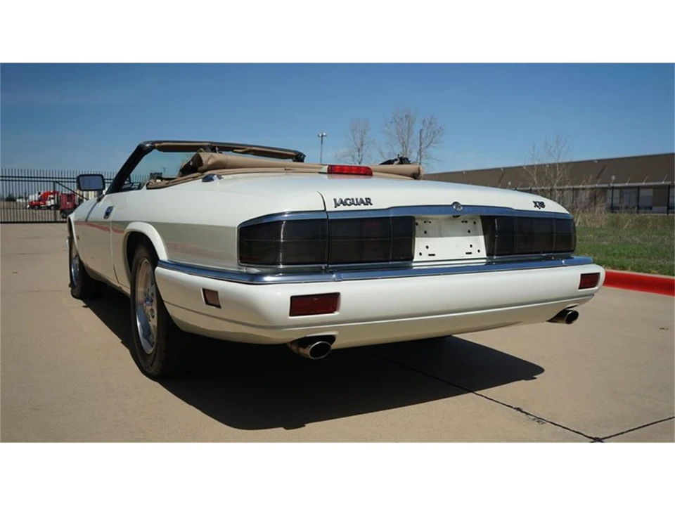 1995 Jaguar XJS - Image 9 of 31