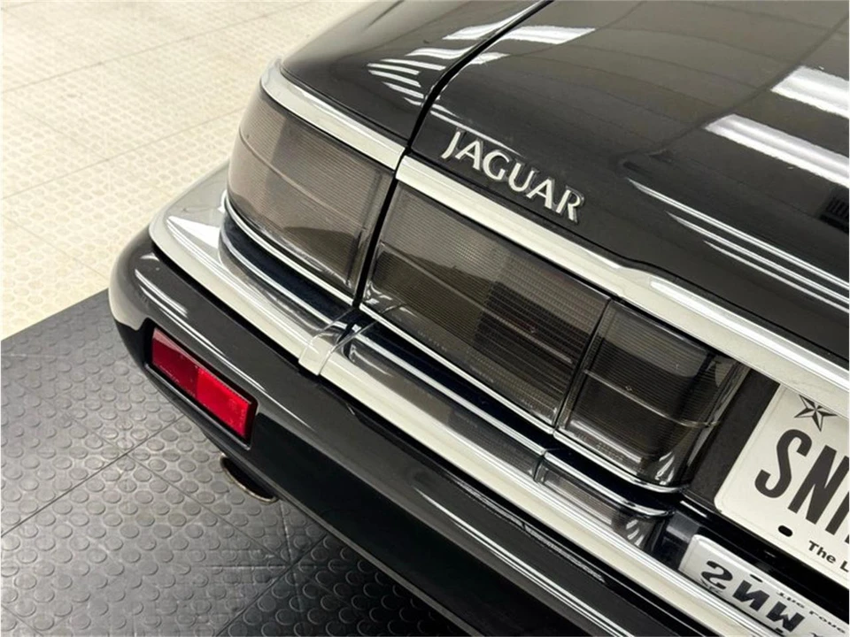 1995 Jaguar XJS Facelift AJ-16 - Image 21 of 31