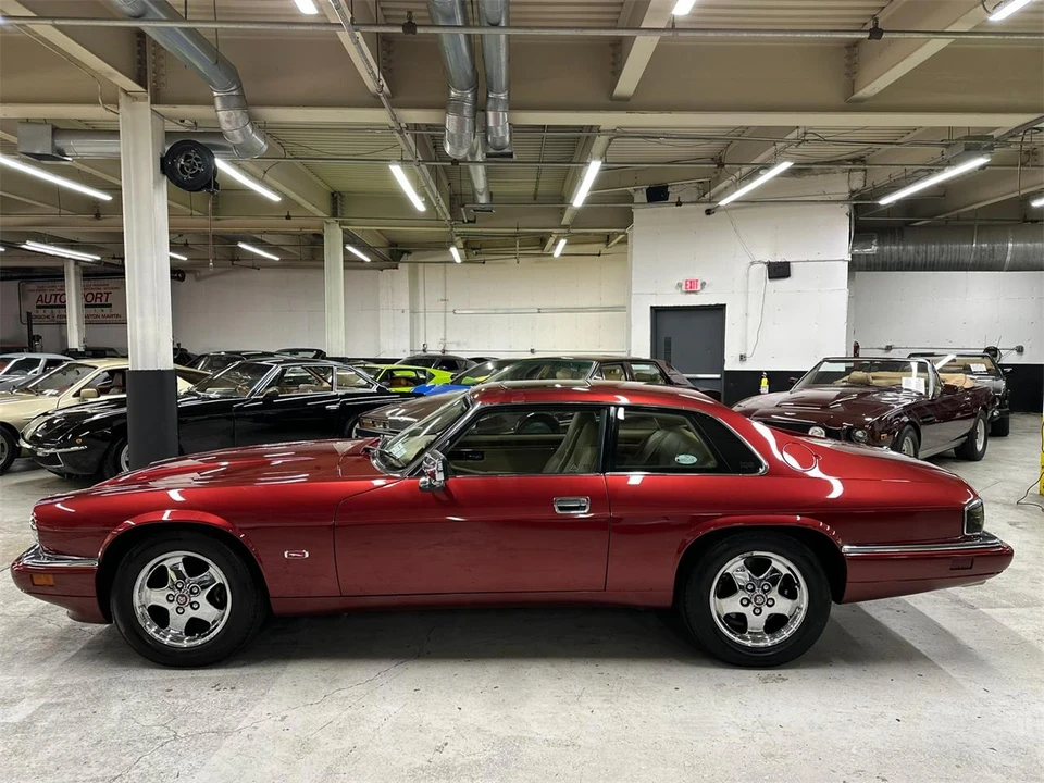 1995 Jaguar XJS - Image 7 of 31