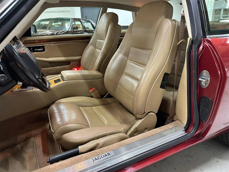 1995 Jaguar XJS - Image 19 of 31