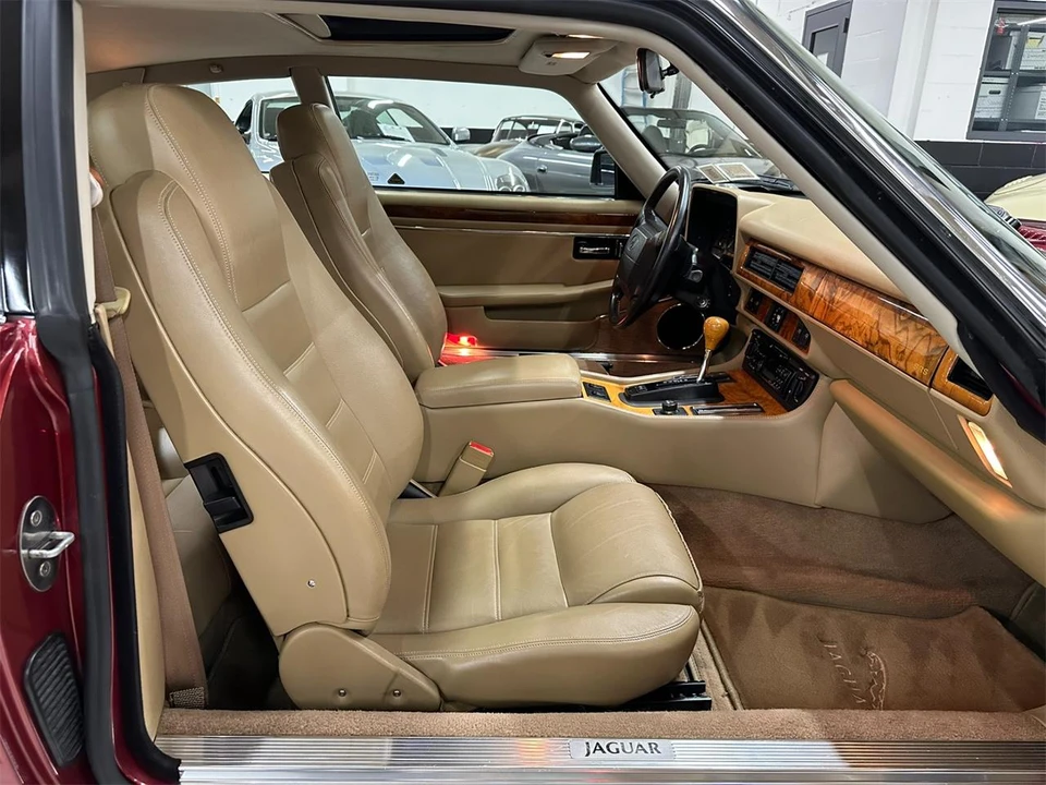 1995 Jaguar XJS - Image 25 of 31