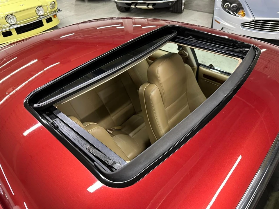 1995 Jaguar XJS - Image 11 of 31