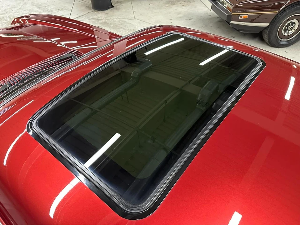 1995 Jaguar XJS - Image 9 of 31