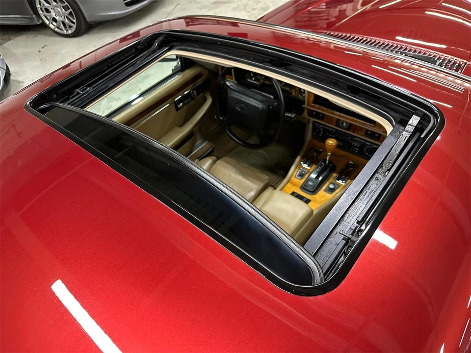 1995 Jaguar XJS - Image 12 of 31
