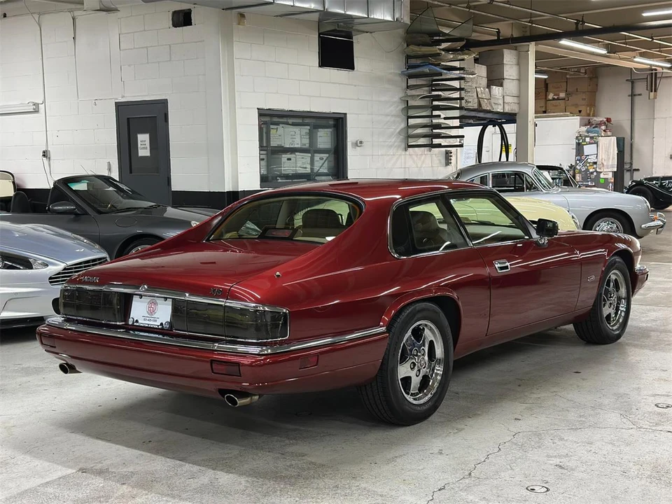 1995 Jaguar XJS - Image 6 of 31