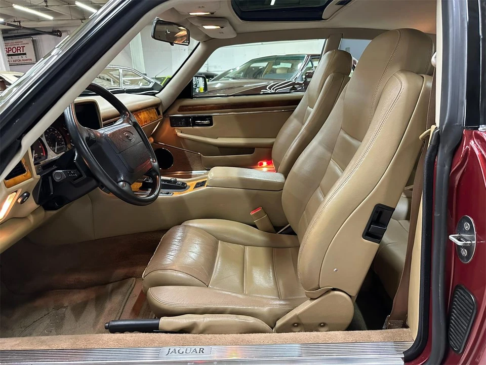 1995 Jaguar XJS - Image 18 of 31