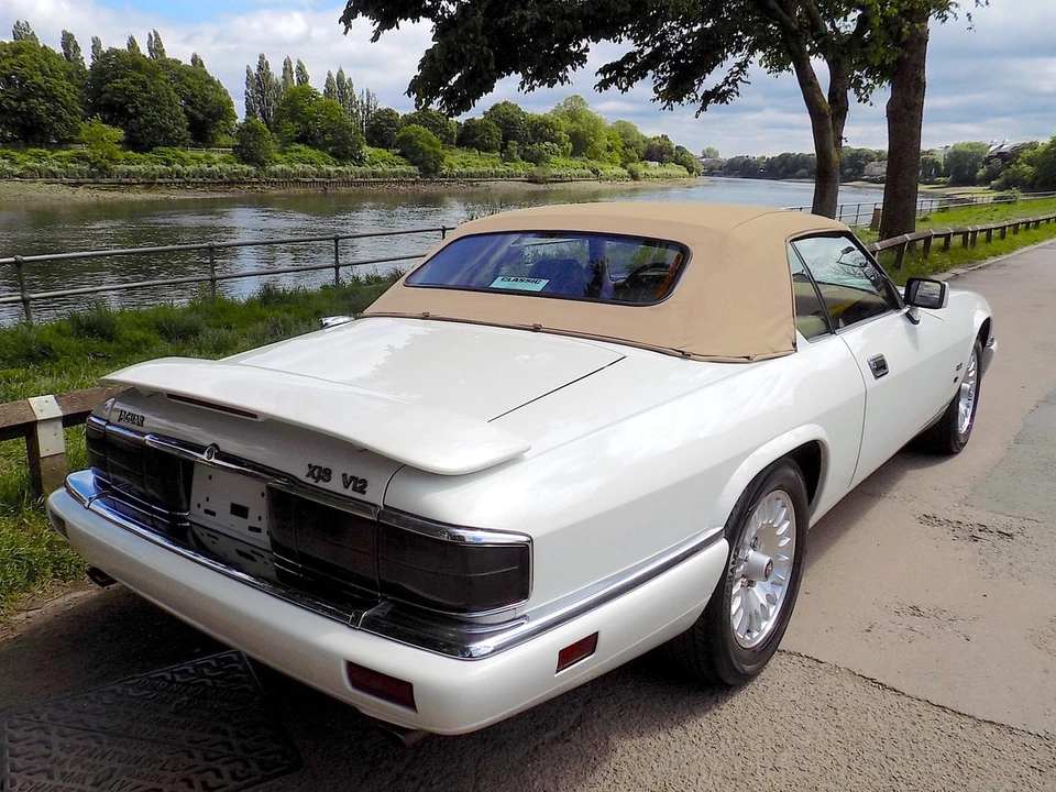 1995 Jaguar XJS Facelift V12 - Image 11 of 30