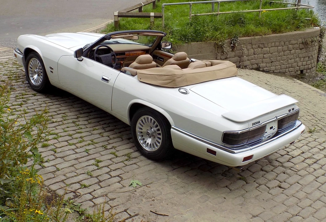 1995 Jaguar XJS Facelift V12 - Image 24 of 30