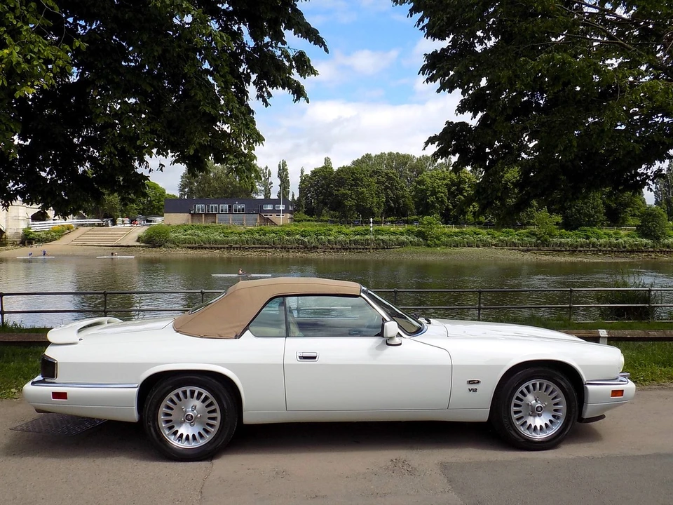 1995 Jaguar XJS Facelift V12 - Image 17 of 30