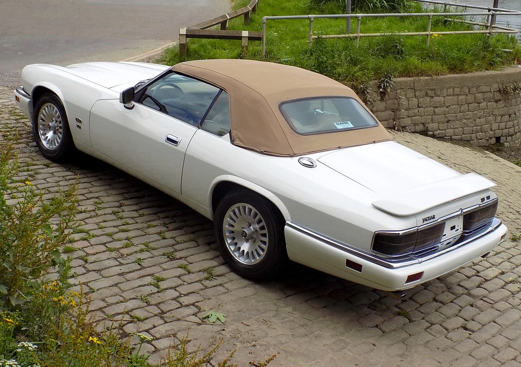 1995 Jaguar XJS Facelift V12 - Image 25 of 30