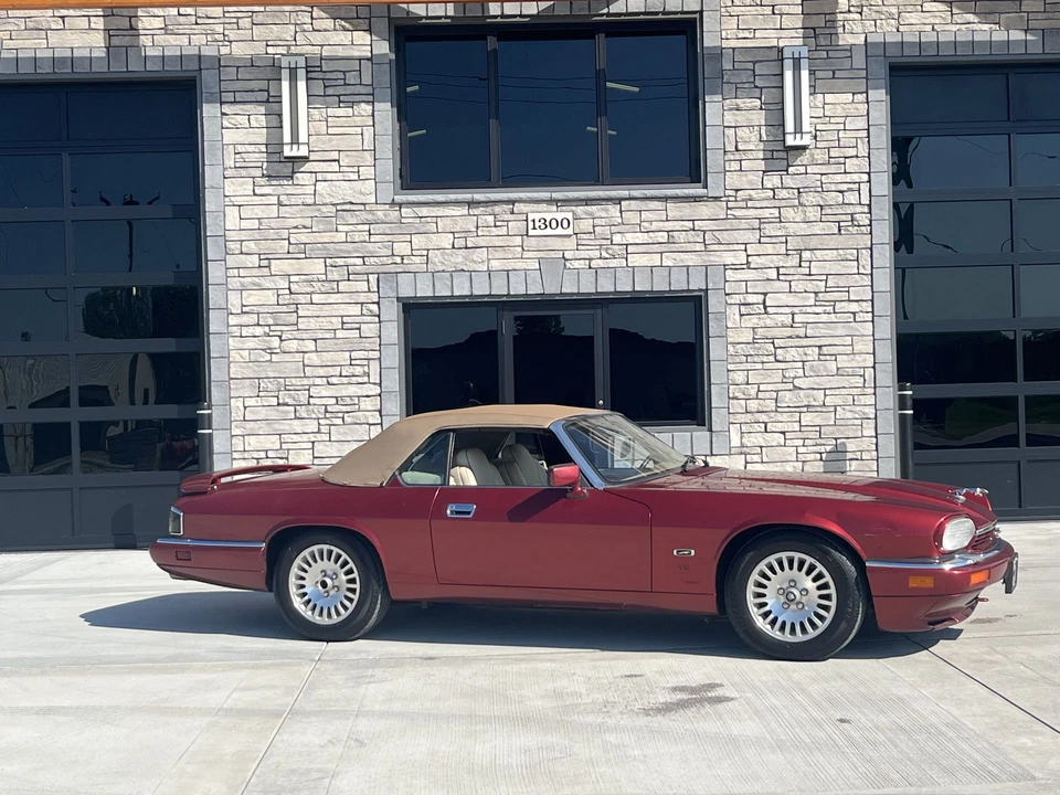 1995 Jaguar XJS Convertible - Image 19 of 31