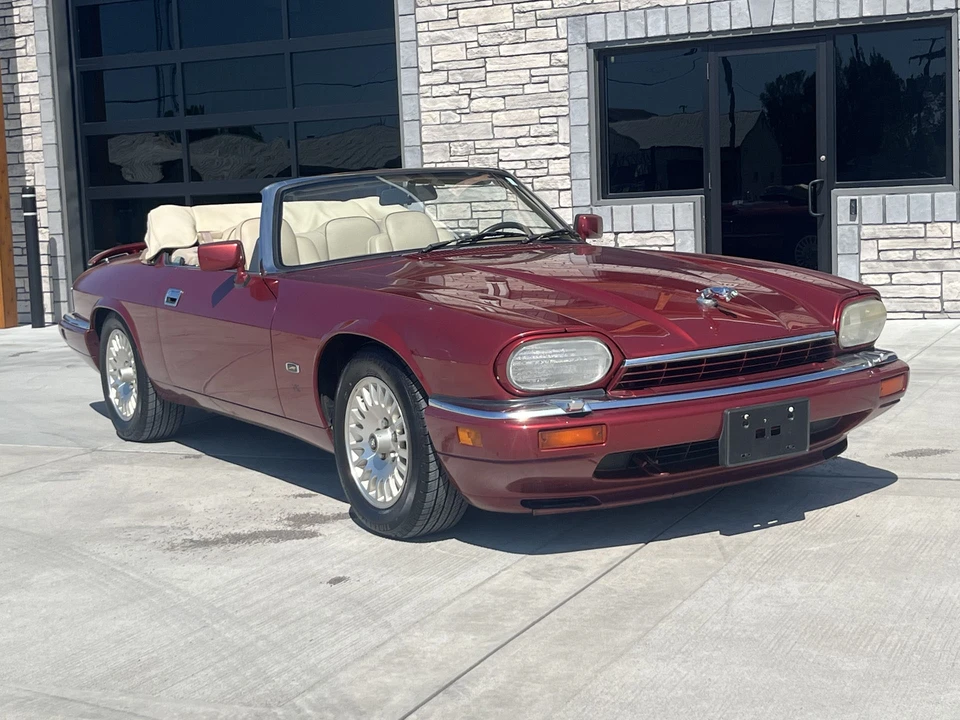1995 Jaguar XJS Convertible - Image 2 of 31