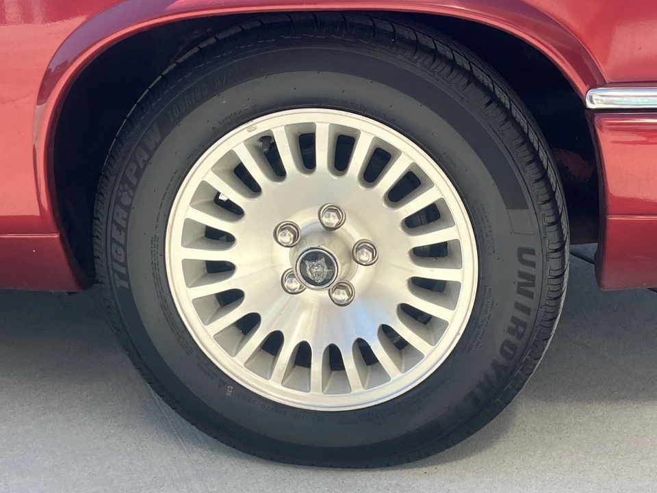 1995 Jaguar XJS Convertible - Image 30 of 31