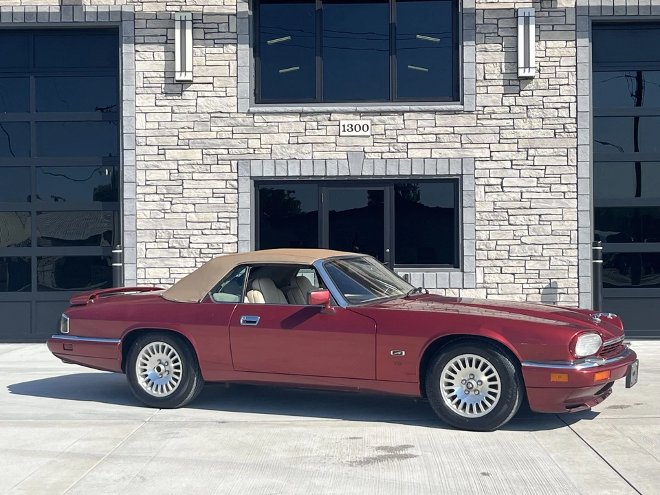 1995 Jaguar XJS Convertible - Image 7 of 31