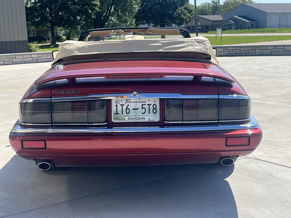 1995 Jaguar XJS Convertible - Image 10 of 31
