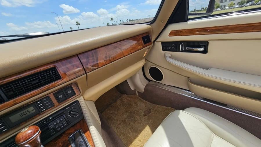 1995 Jaguar XJS Facelift V12 - Image 26 of 31