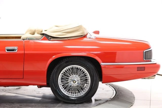 1995 Jaguar XJS Convertible - Image 9 of 31