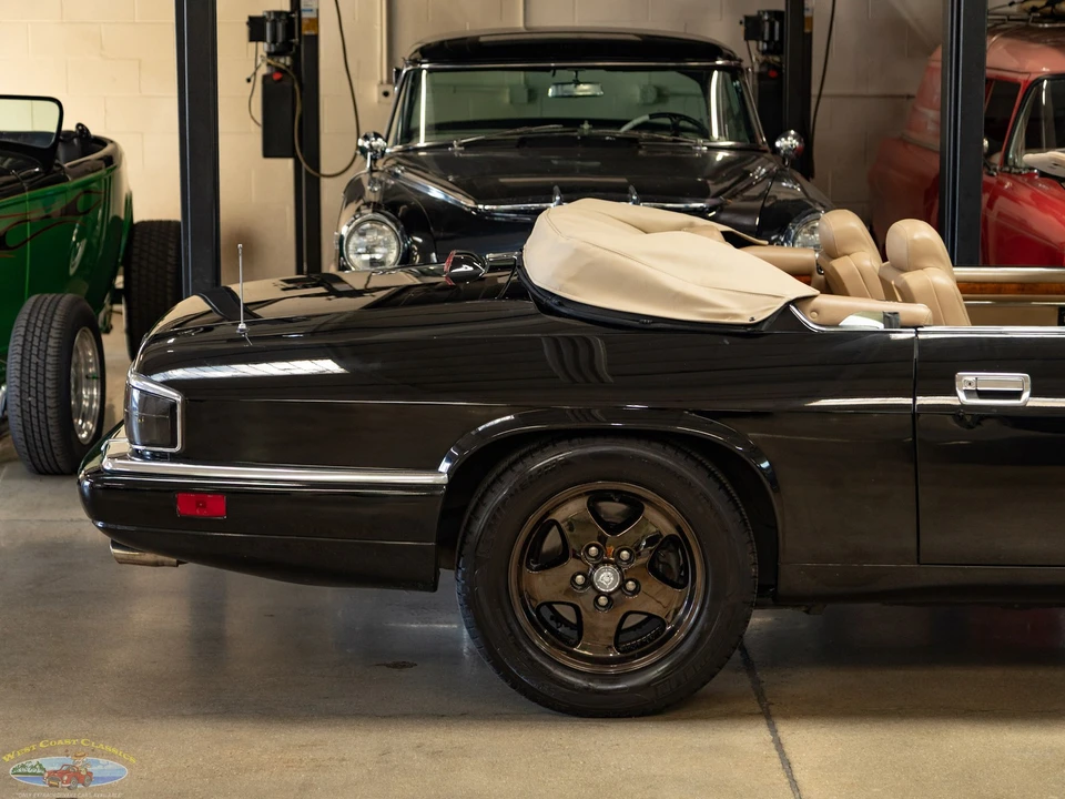 1995 Jaguar XJS - Image 2 of 31