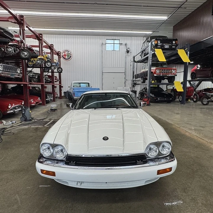 1995 Jaguar XJS - Image 3 of 13