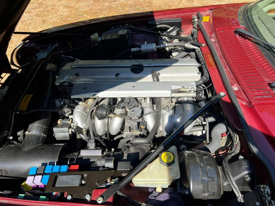 1995 Jaguar XJS Convertible - Image 11 of 15