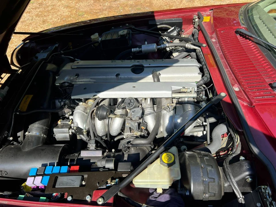 1995 Jaguar XJS Convertible - Image 11 of 14