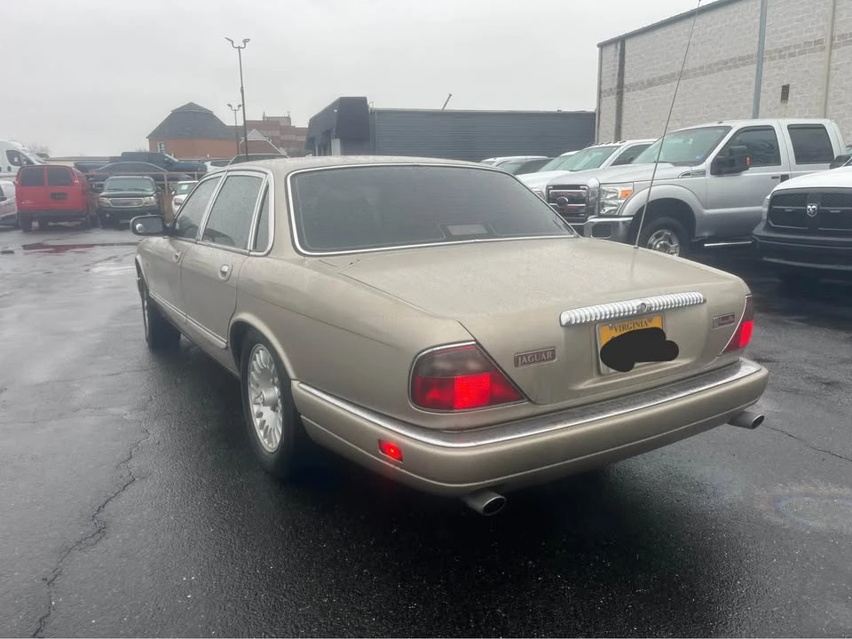 1995 Jaguar X300 XJ - Image 3 of 10