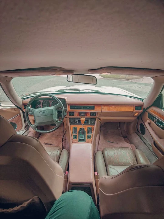 1995 Jaguar XJS - Image 14 of 21