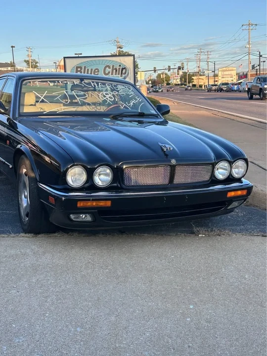 1995 Jaguar X306 XJR - Image 13 of 14