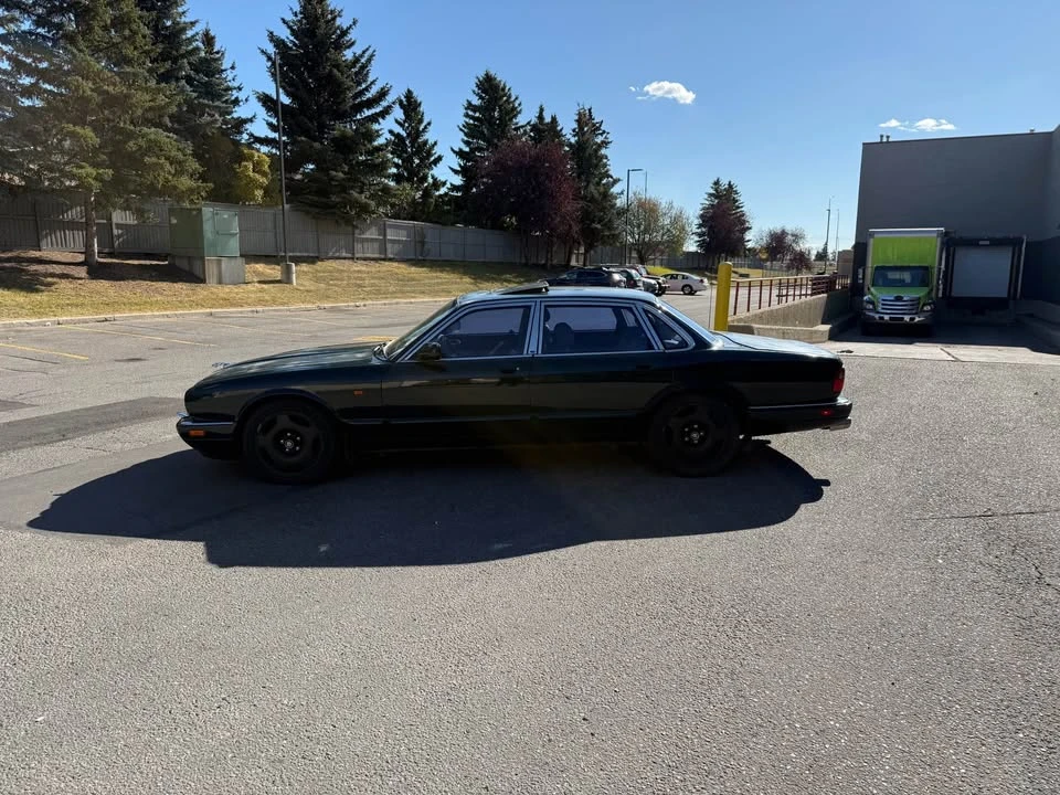 1995 Jaguar X300 XJ - Image 2 of 13