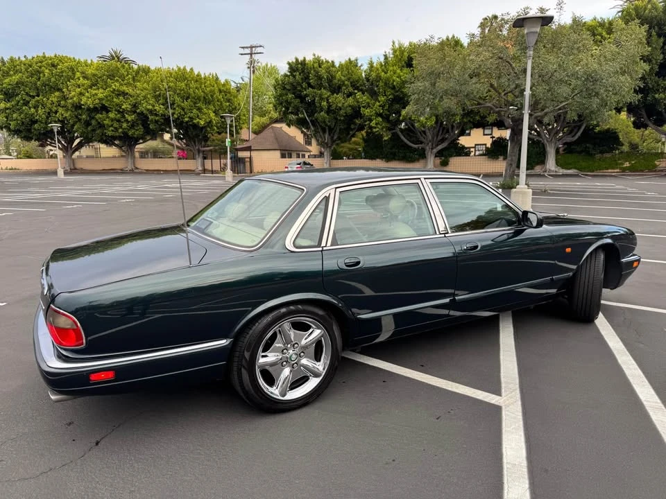 1995 Jaguar X300 XJ - Image 12 of 15