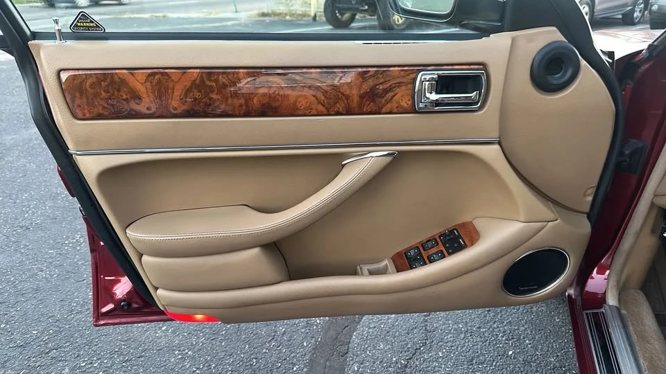 1995 Jaguar X300 XJ - Image 6 of 20