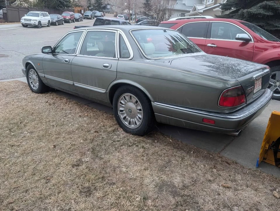 1995 Jaguar X300 XJ - Image 2 of 10
