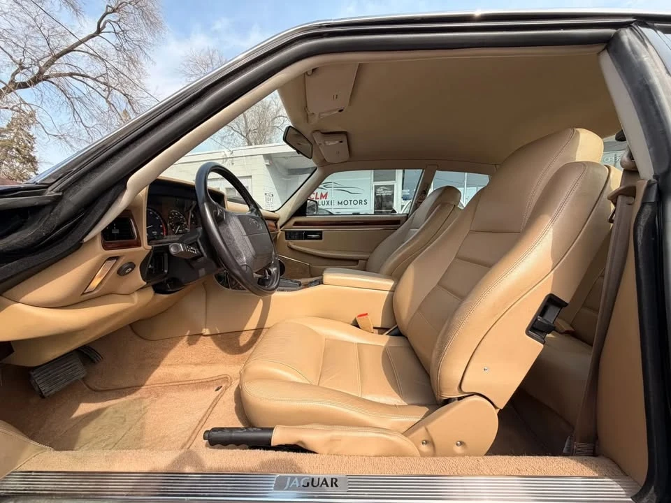 1995 Jaguar X300 XJ - Image 8 of 20