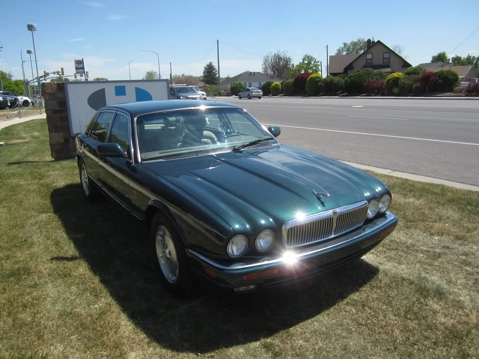 1995 Jaguar X300 XJ - Image 3 of 17