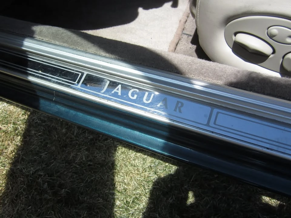 1995 Jaguar X300 XJ - Image 12 of 17