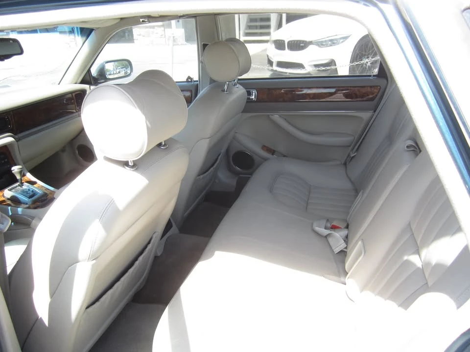1995 Jaguar X300 XJ - Image 15 of 17