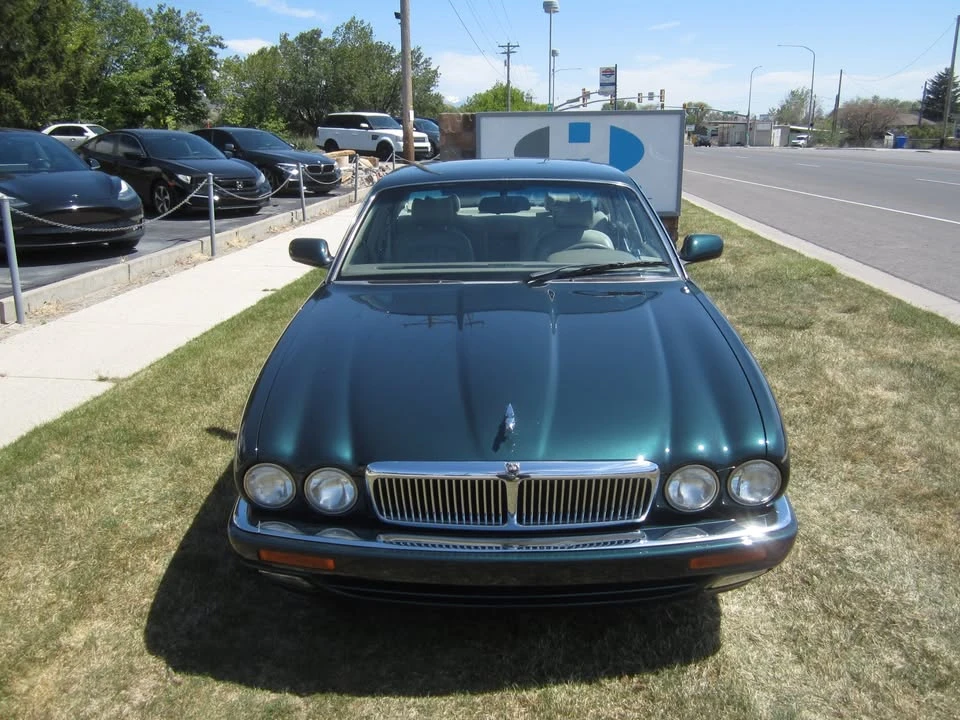 1995 Jaguar X300 XJ - Image 2 of 17